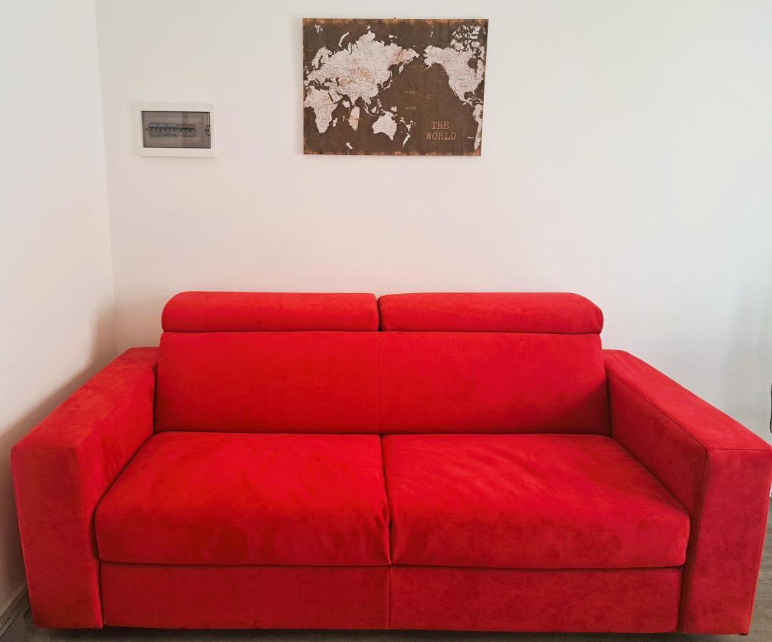 Appartement La Petite Maison à Agrate Brianza Extérieur photo