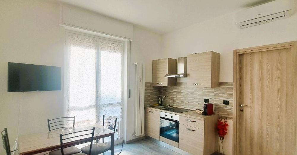 Appartement La Petite Maison à Agrate Brianza Extérieur photo